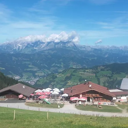 Arlerschmied Pension/appartment Konukevi 3*