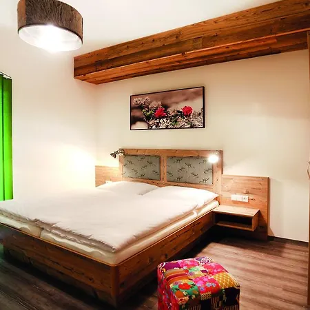 Konukevi Arlerschmied Pension/appartment 3*